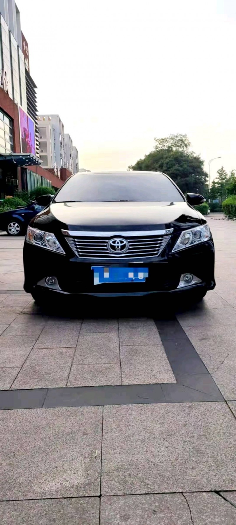 邯郸13年丰田凯美瑞1