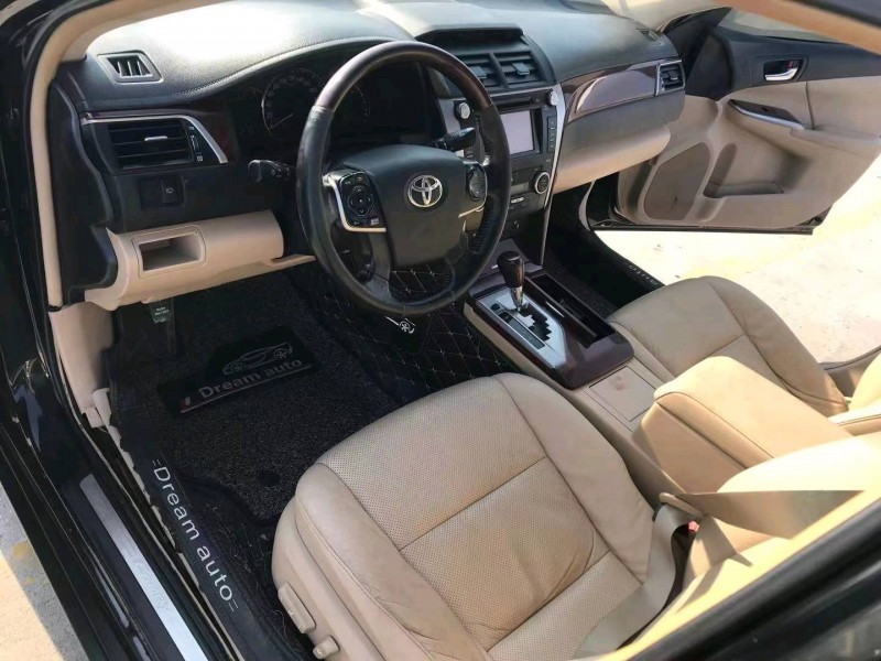 北京12年丰田凯美瑞6