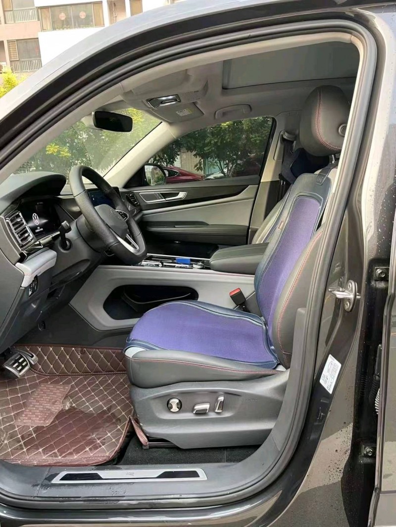 邯郸22年大众途昂3