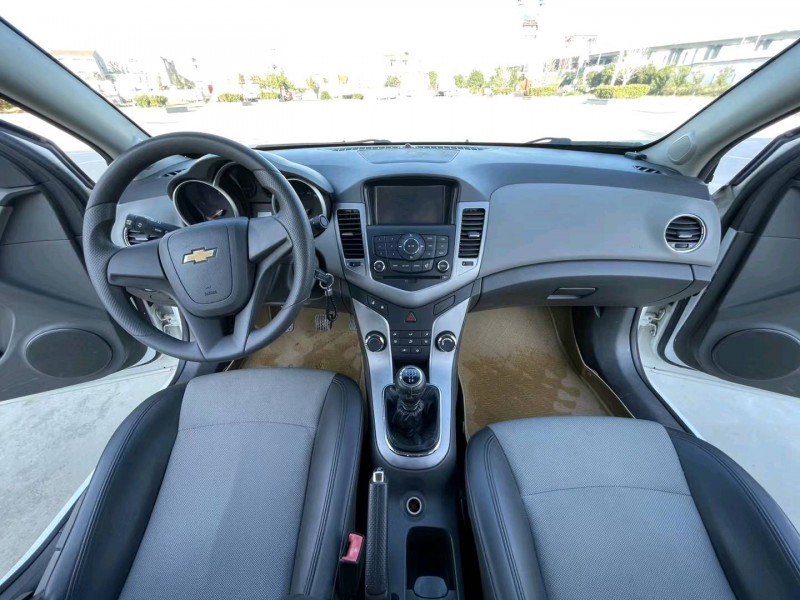 北京14年雪佛兰科鲁兹5