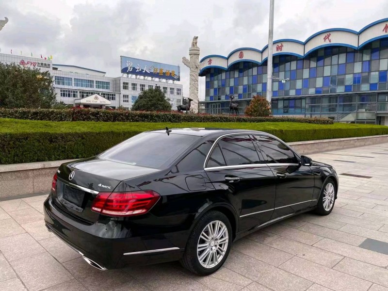 东营10年奔驰E7