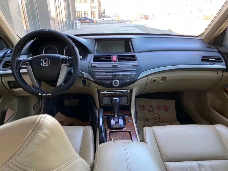 徐州11年本田雅阁6