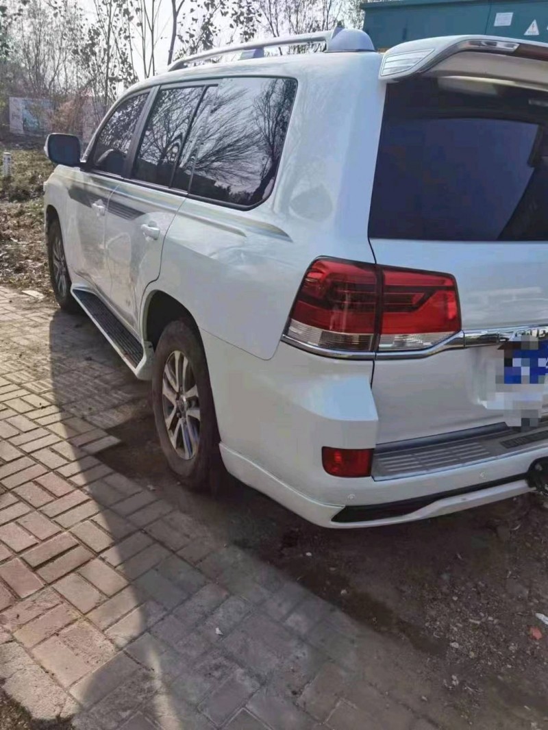 邯郸18年丰田兰德酷路泽6