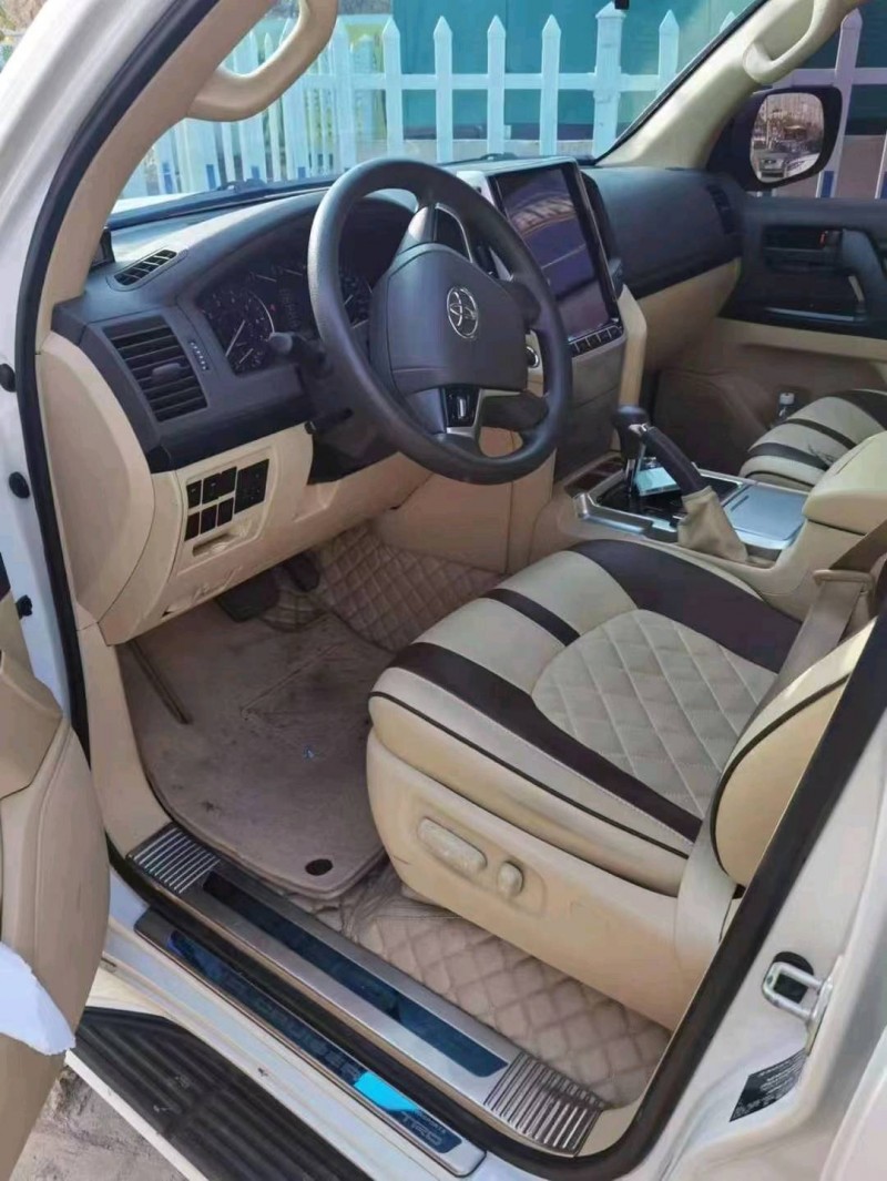 邯郸18年丰田兰德酷路泽1