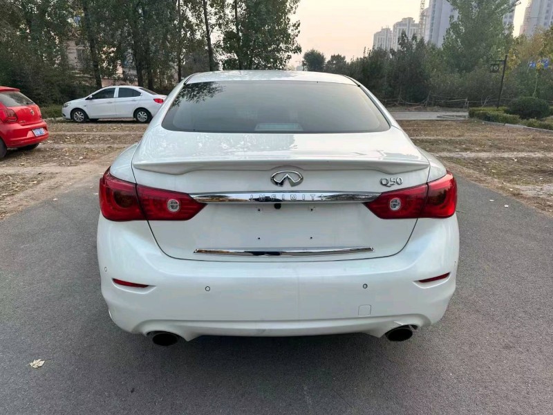 枣庄16年英菲尼迪Q50L3