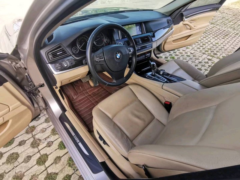 北京12年宝马5系5