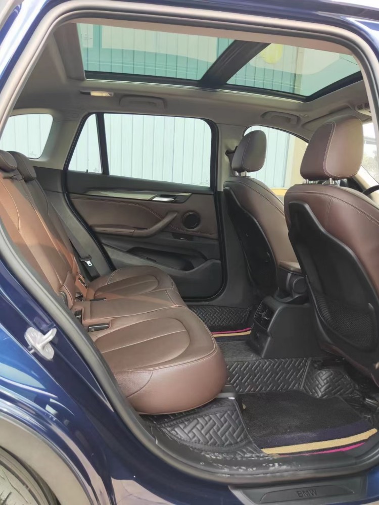 北京18年宝马X12