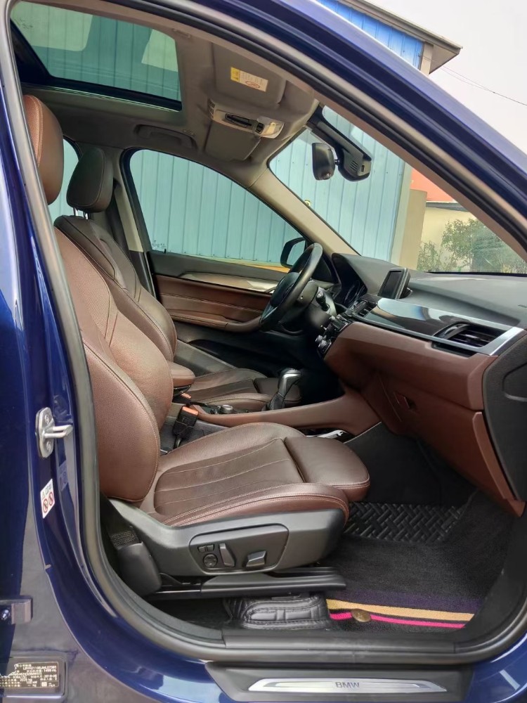 北京18年宝马X16