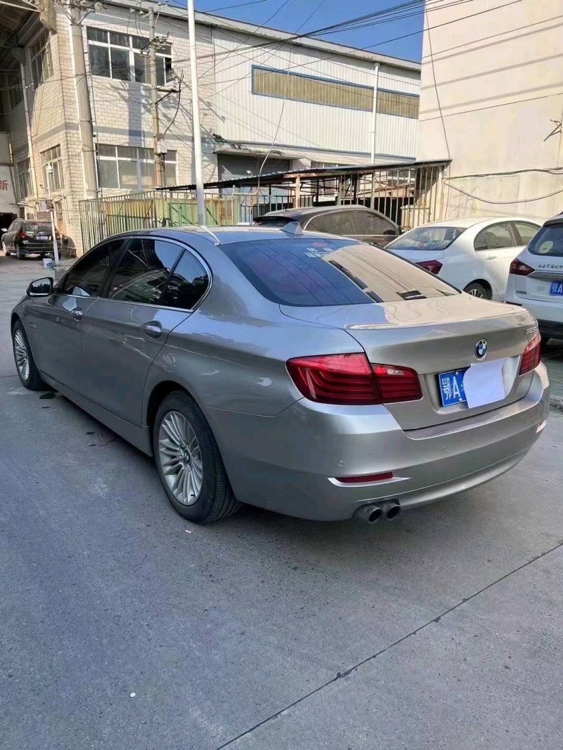 北京16年宝马5系6