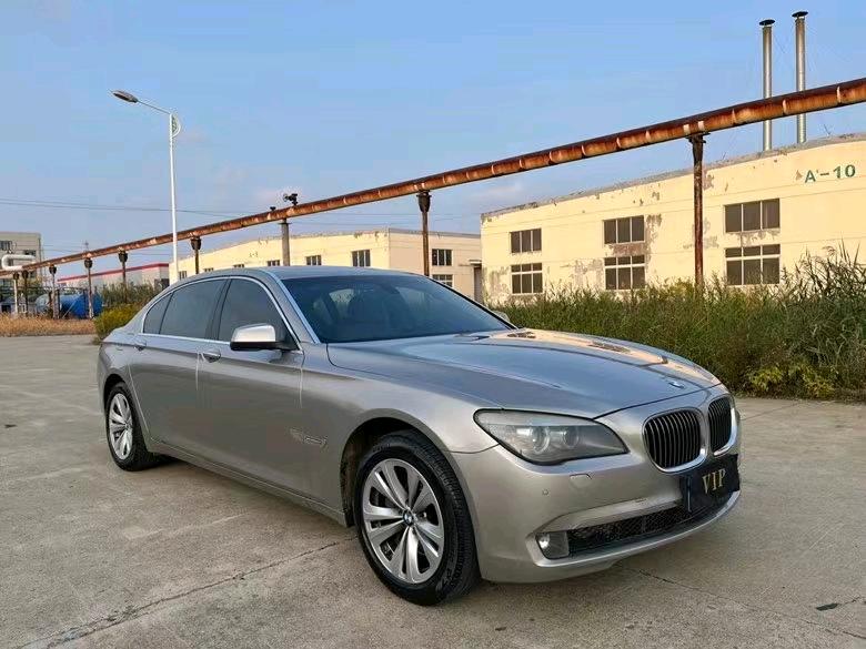 盐城09年宝马7系2