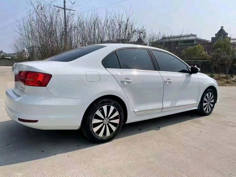 武汉17年大众速腾9
