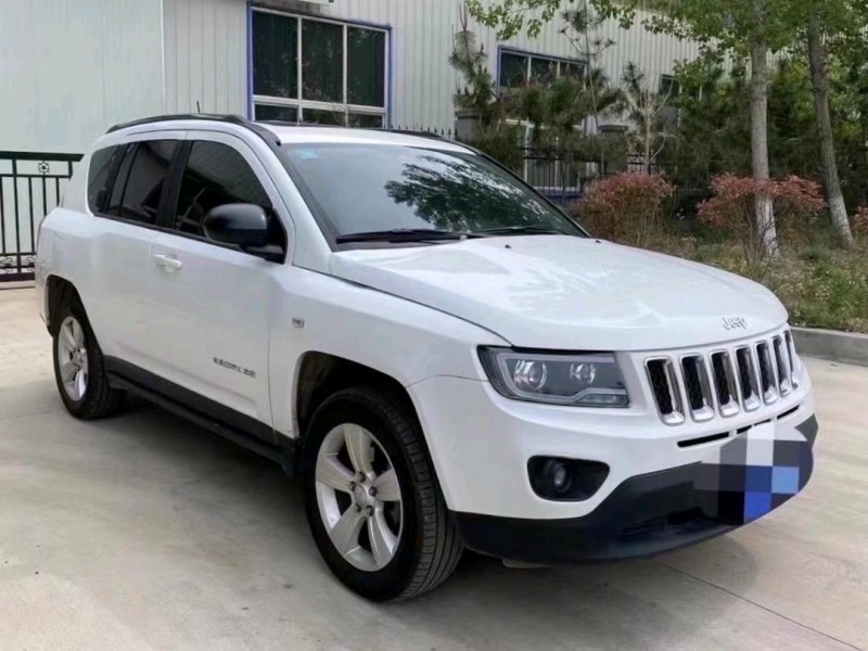 青岛13年Jeep指南者2