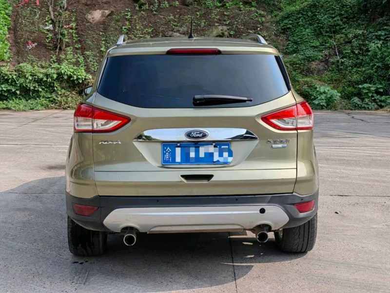 重庆13年福特翼虎2