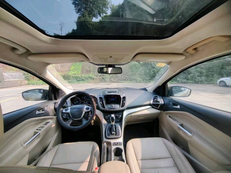 重庆13年福特翼虎7