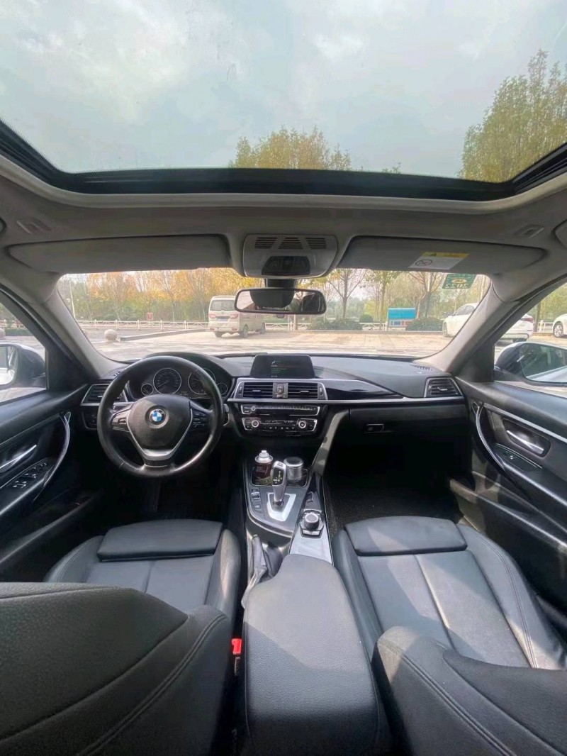 北京18年宝马3系4