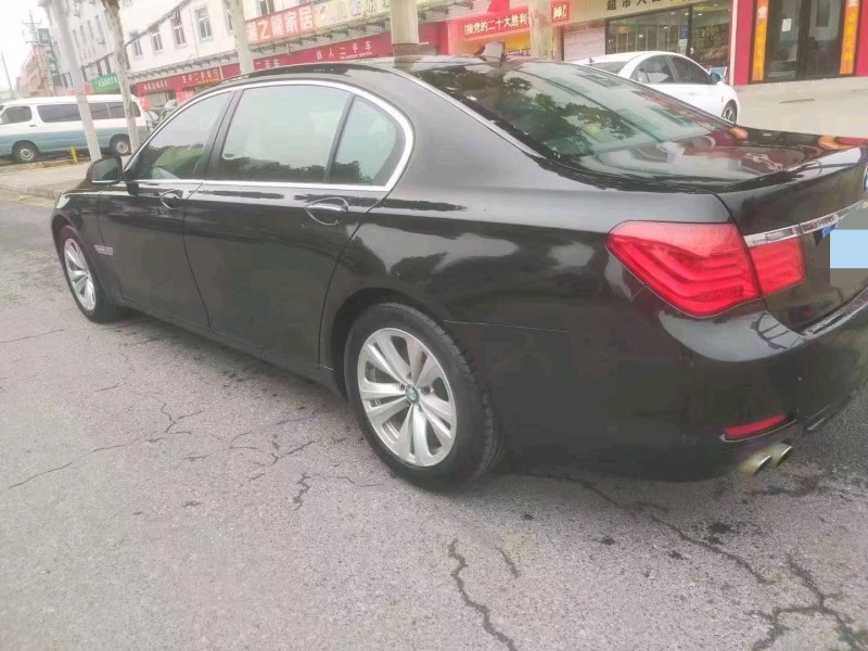 北京11年宝马7系7