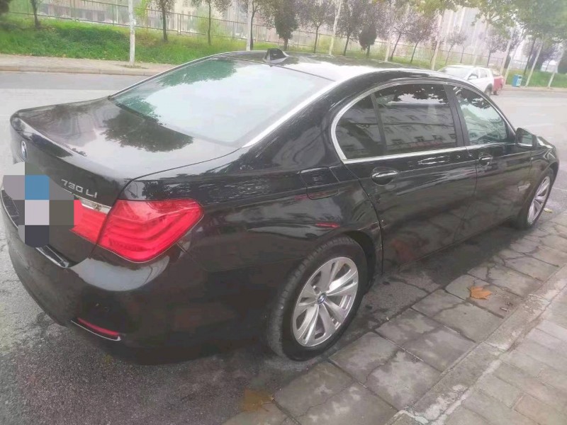 北京11年宝马7系8