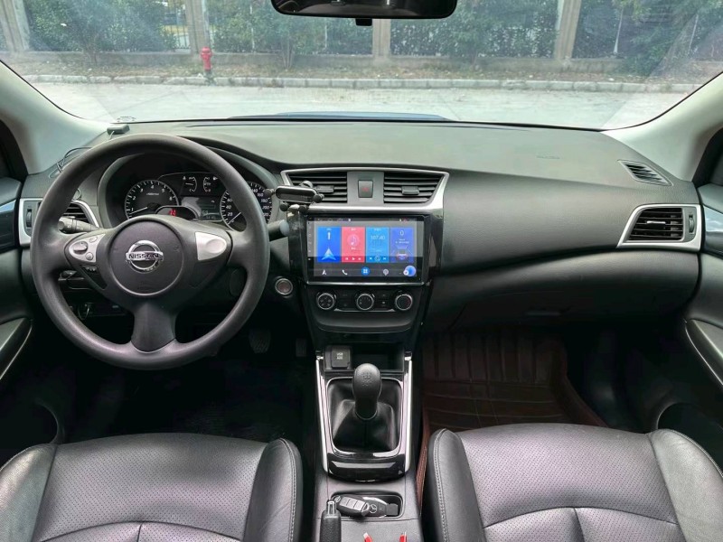 盐城18年日产轩逸7