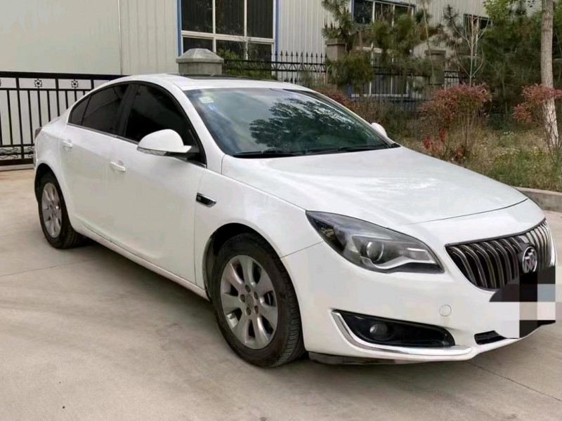 青岛16年别克君威4