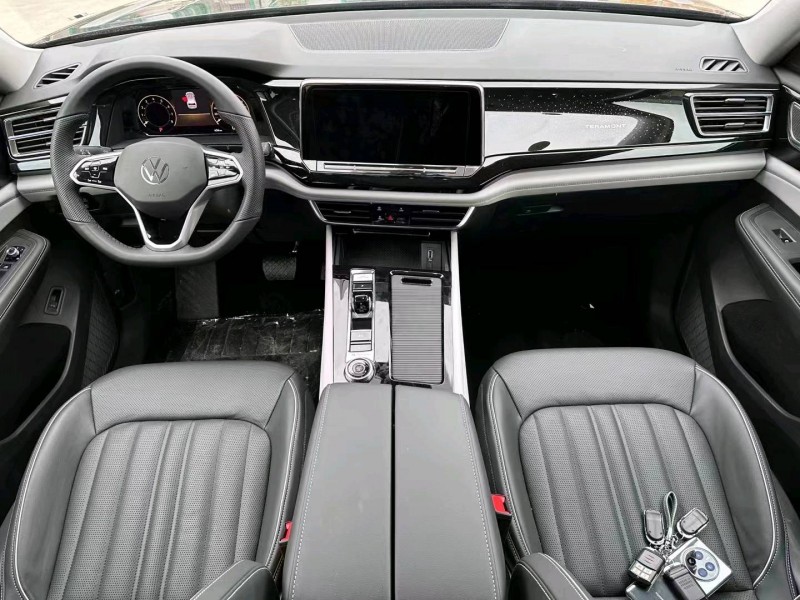 邯郸22年大众途昂4