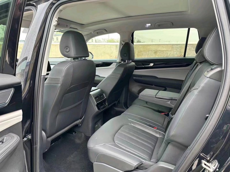 邯郸22年大众途昂6