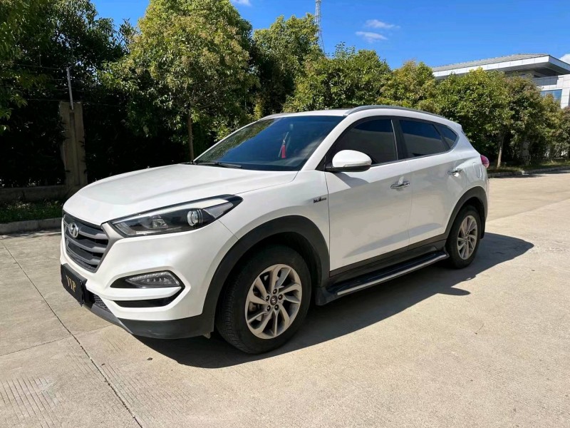 盐城17年现代途胜2