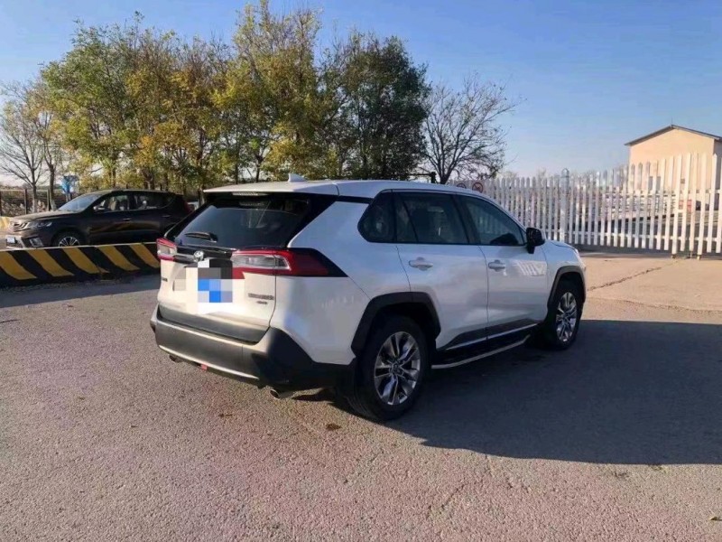 邯郸21年丰田威兰达7