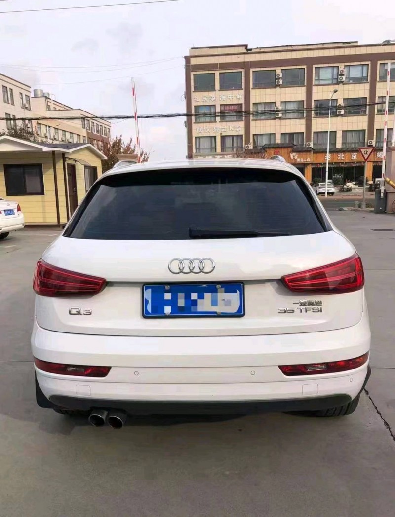 东营17年奥迪Q33