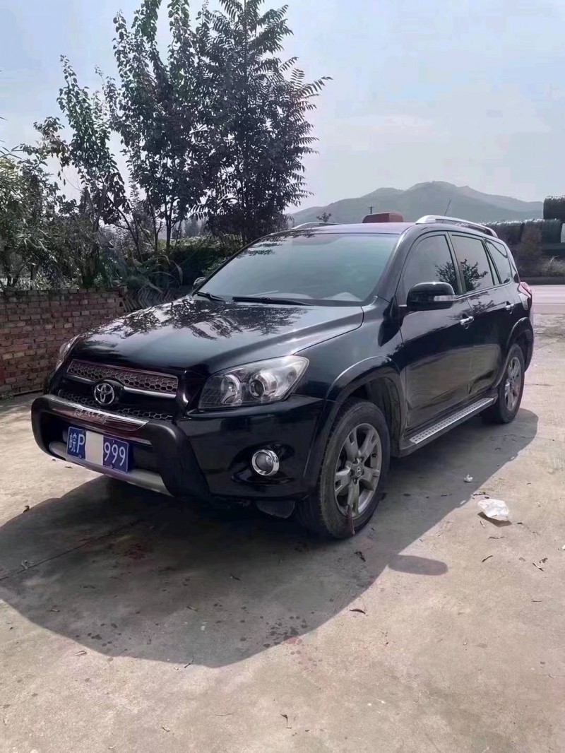 邯郸13年丰田RAV47