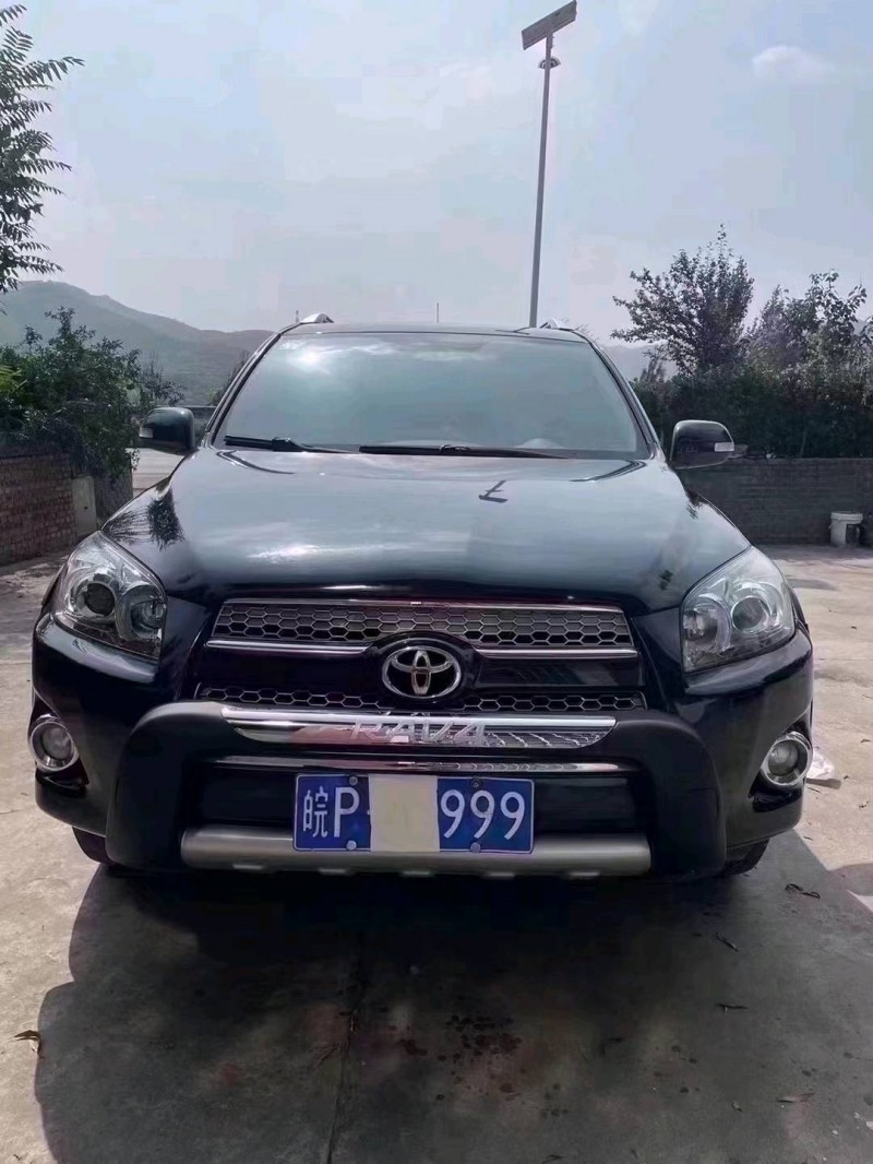 邯郸13年丰田RAV48