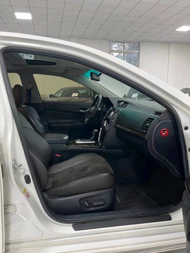 廊坊15年丰田锐志4