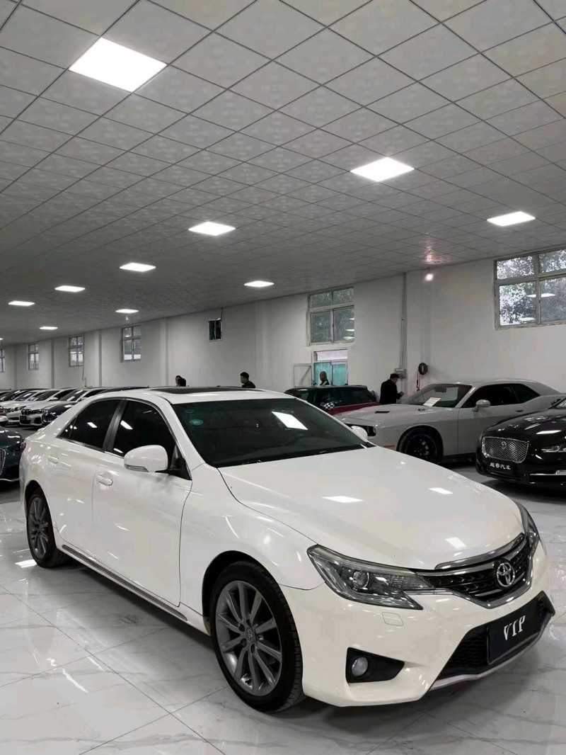 廊坊15年丰田锐志3