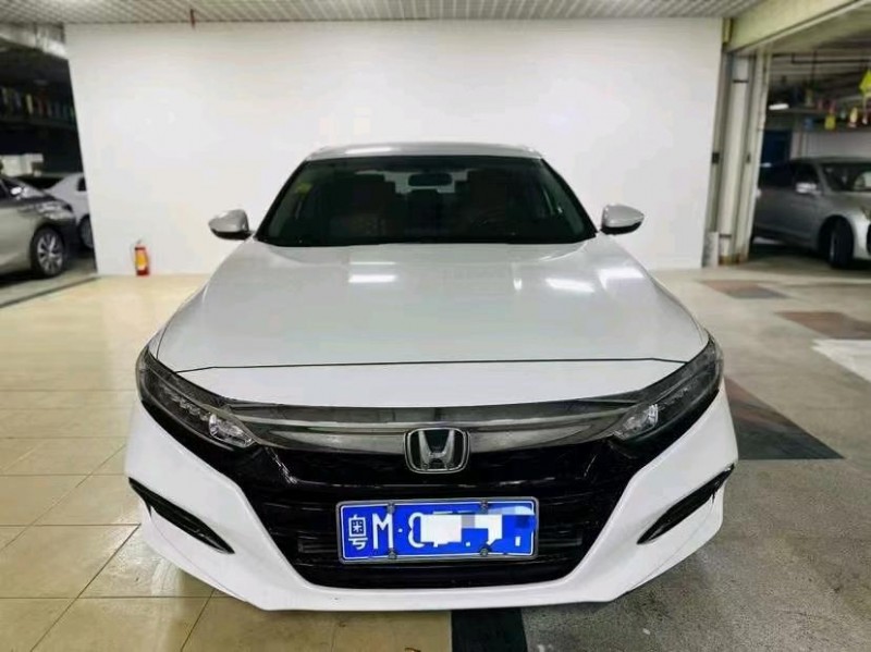 广州18年本田雅阁1