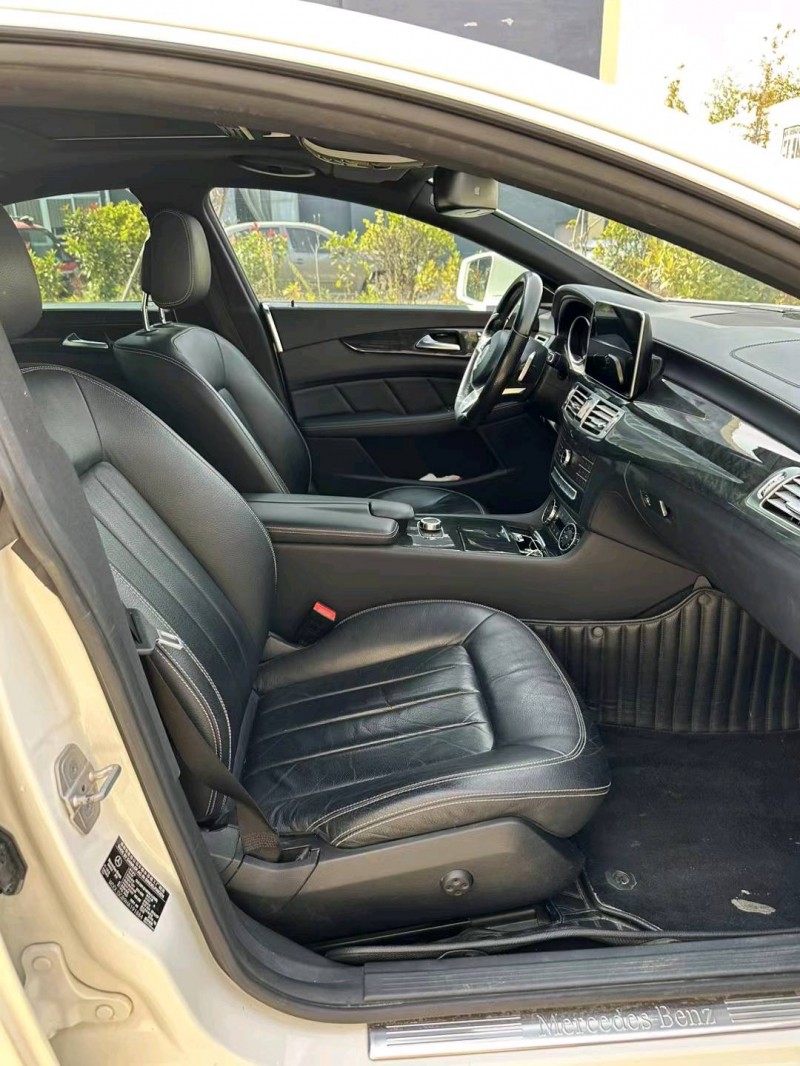 徐州17年奔驰CLS4