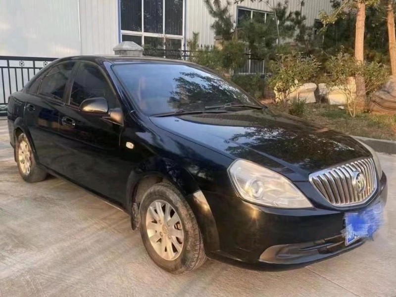 青岛15年别克凯越2