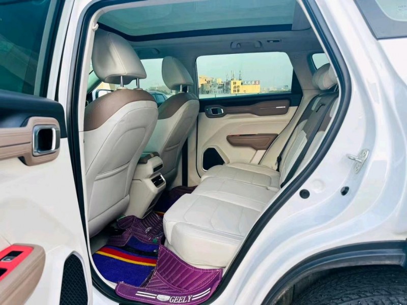 东莞21年吉利icon4