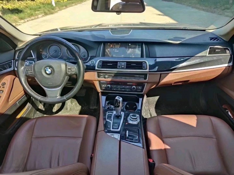 北京17年宝马5系4