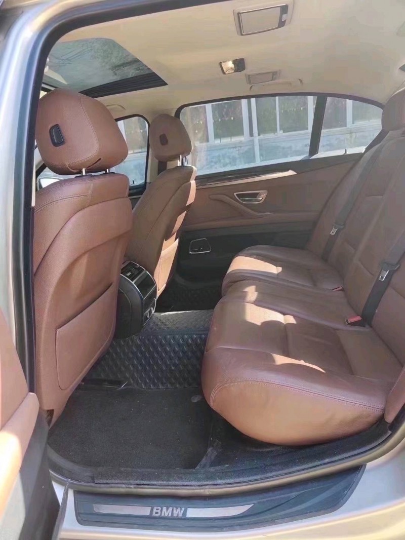 北京17年宝马5系5