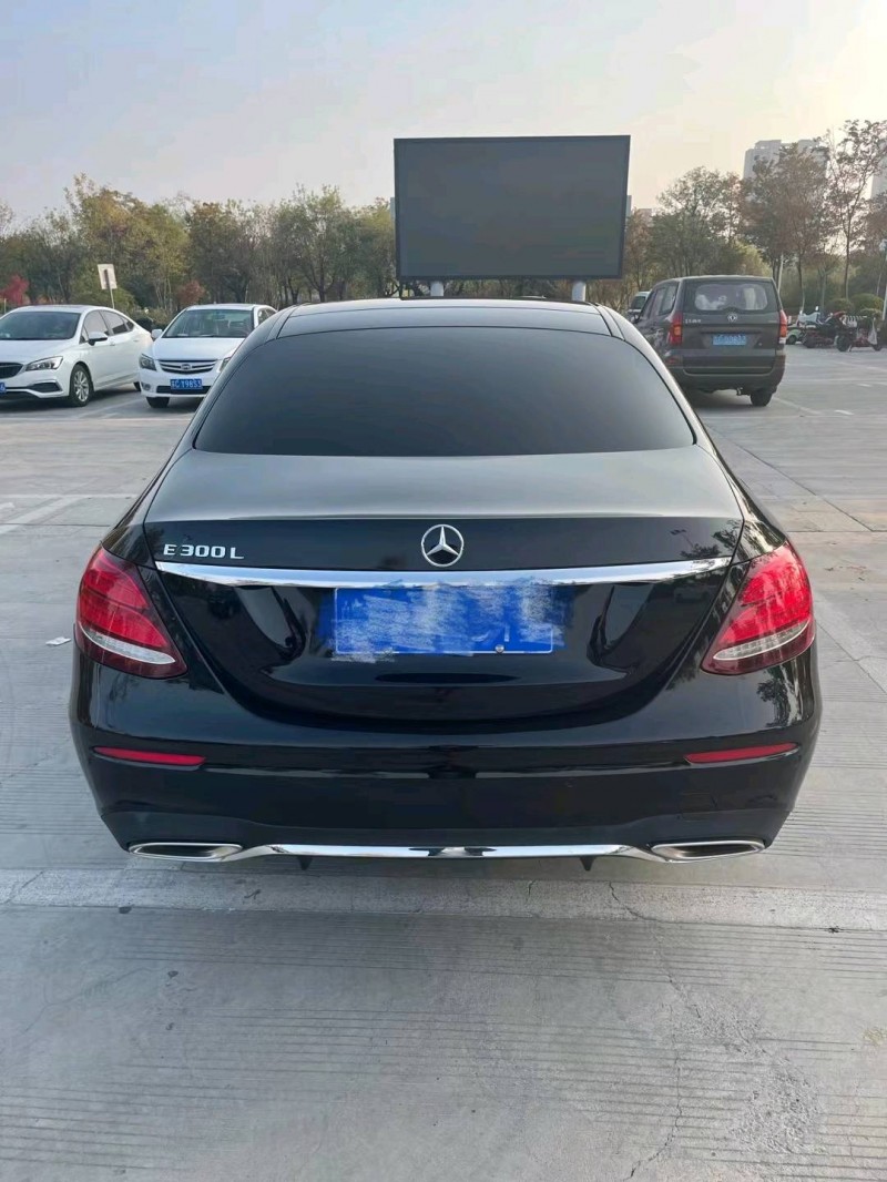 徐州20年奔驰E1
