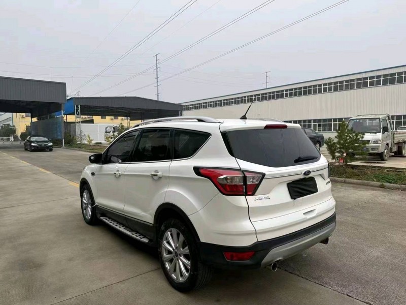 平顶山17年福特翼虎4