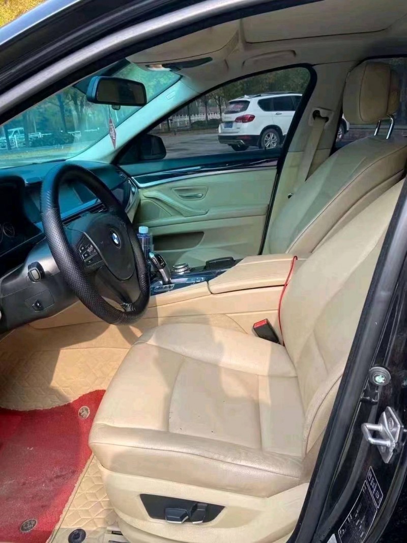 北京12年宝马5系3