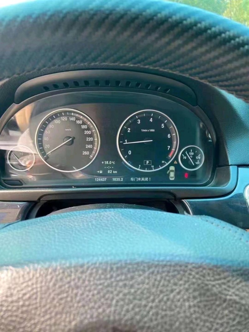 北京12年宝马5系6