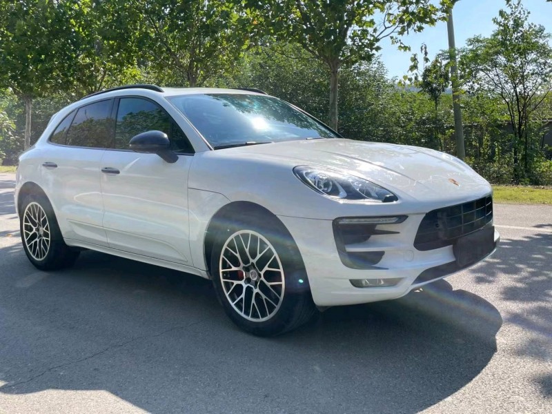 徐州17年保时捷Macan3