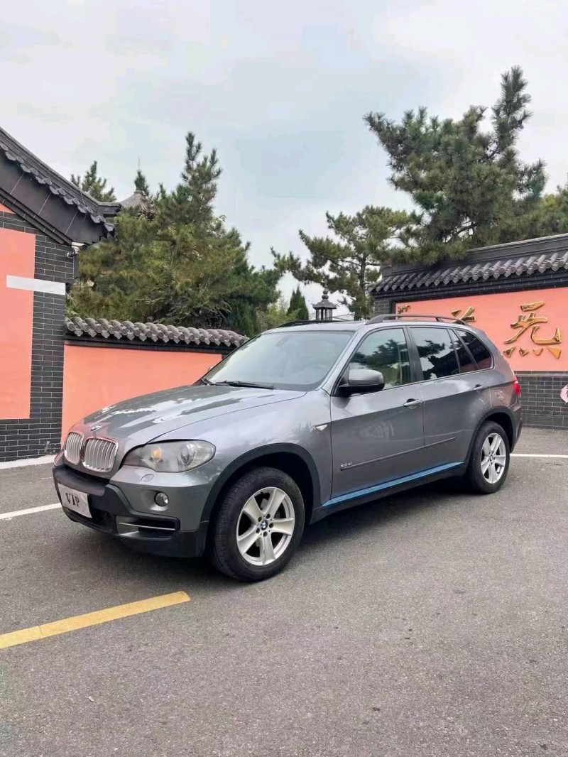 青岛08年宝马X52