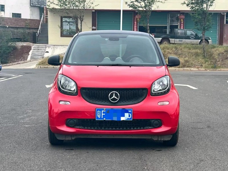 东莞17年奔驰smart1