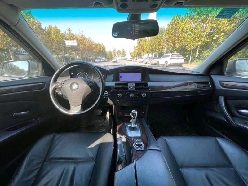 保定10年宝马5系6