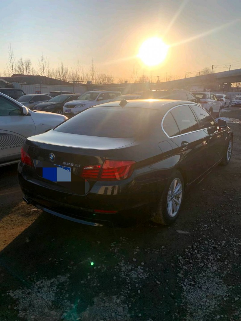 保定11年宝马5系4