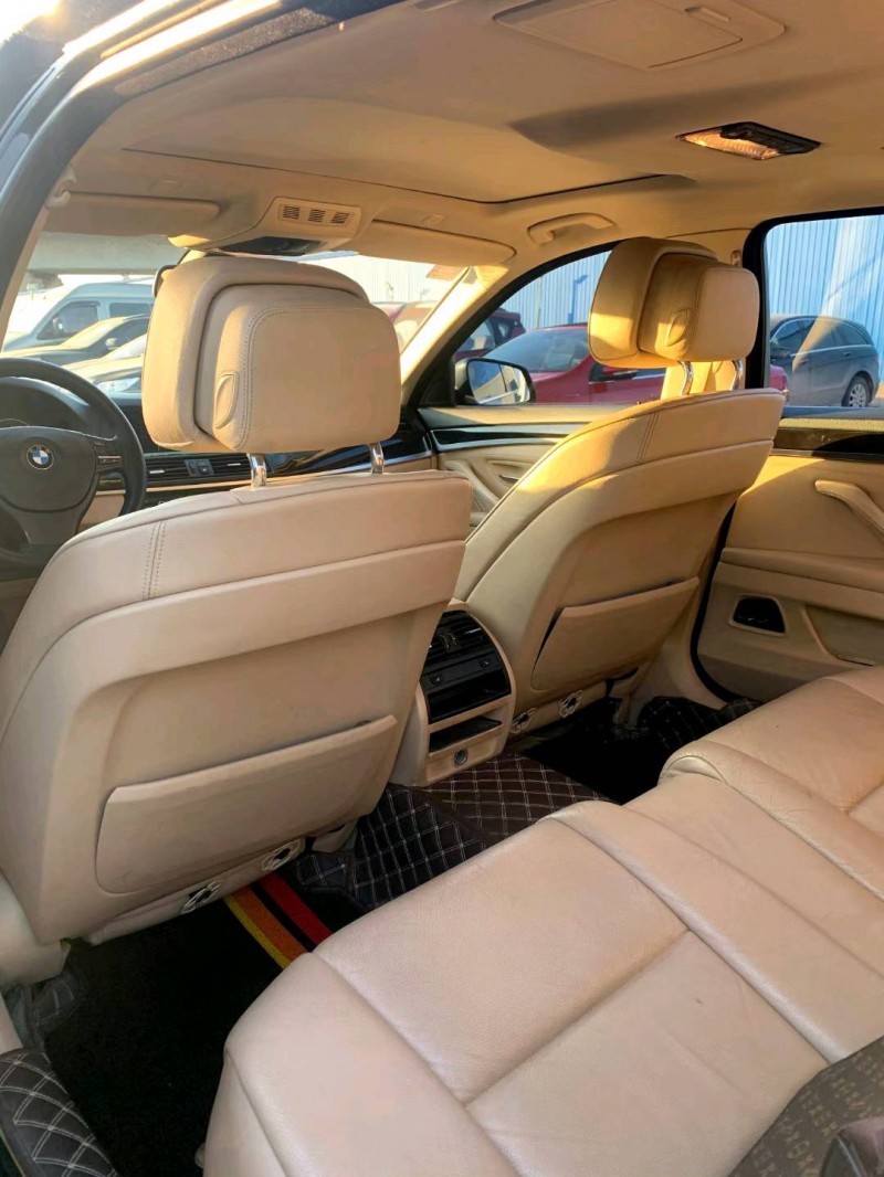 保定11年宝马5系6