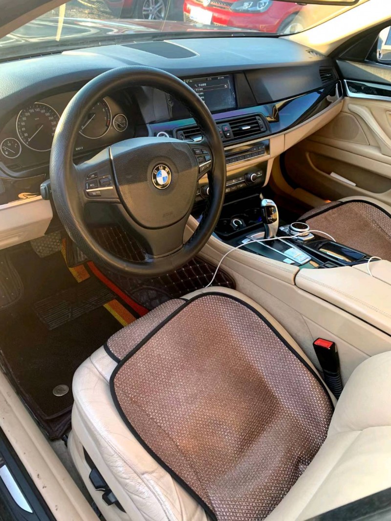 保定11年宝马5系7