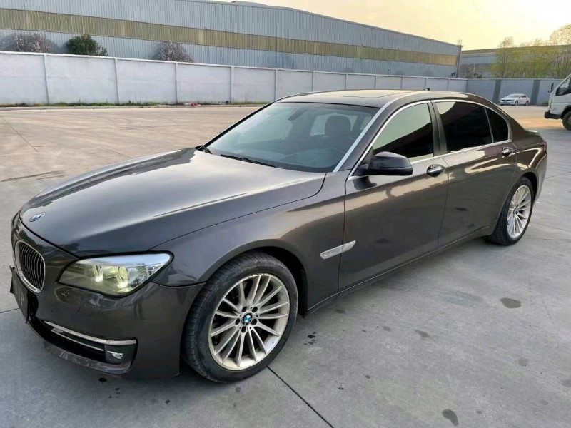 徐州14年宝马7系2